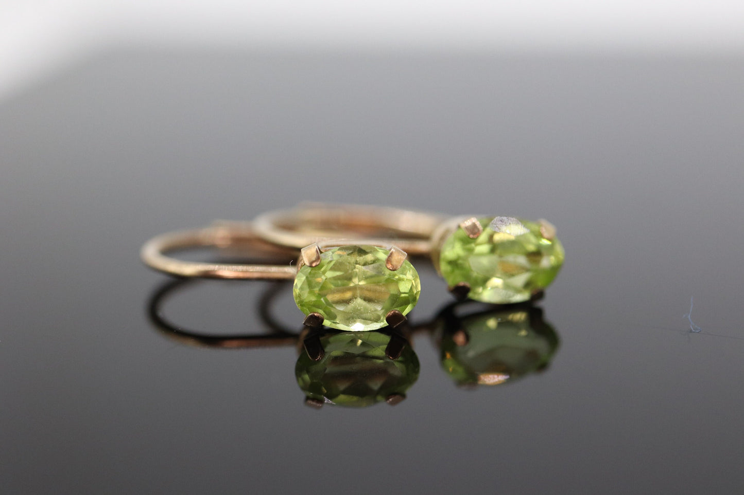 10k Green Peridot oval cut dangle hoop earrings. st (32)