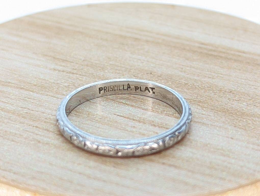 PLATINUM Art Deco Blossom Flower Engraved PRISCILLA Band. Flower Blossom engraved Ring. Engraved. st(155)