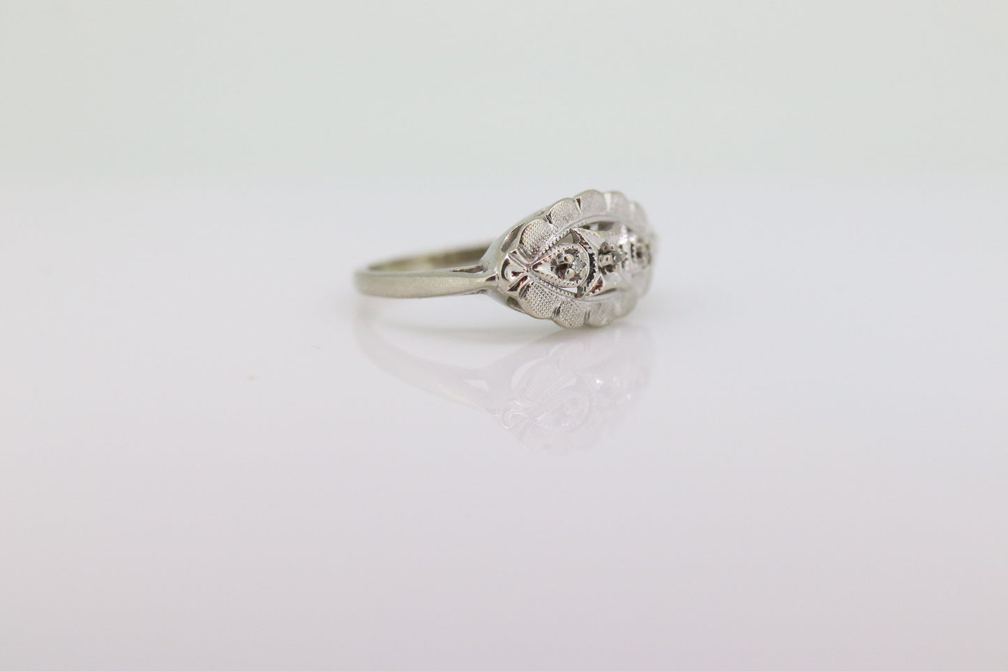 Marquise Signet Ring. Vintage 10k Tiny Diamond white Gold Signet Ring. 10k White Gold Statement Ring. st(75)