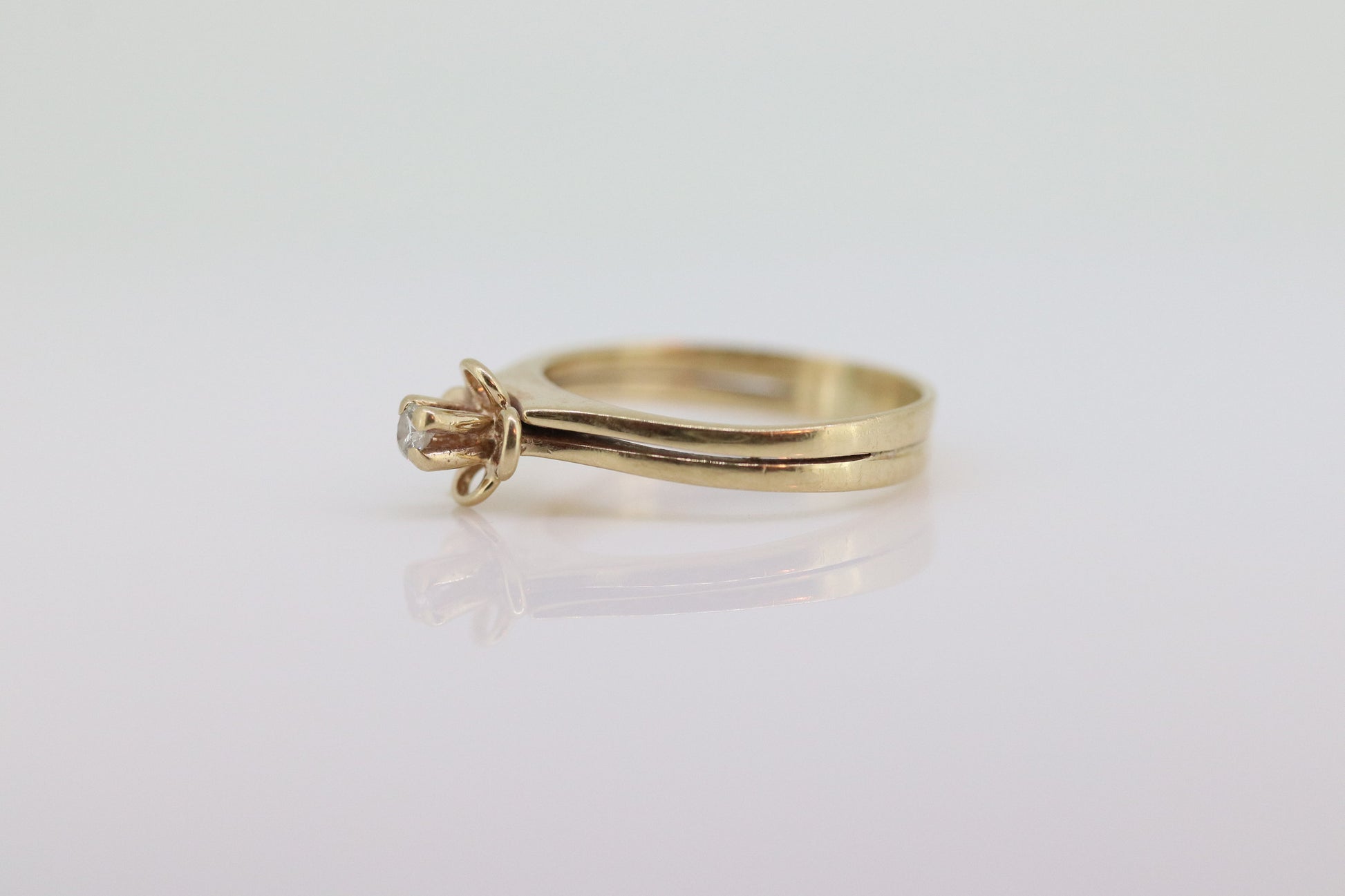 Vintage 10k Yellow Gold Diamond Wedding Ring set. Small diamond flower Bridal Set ring. st(100)