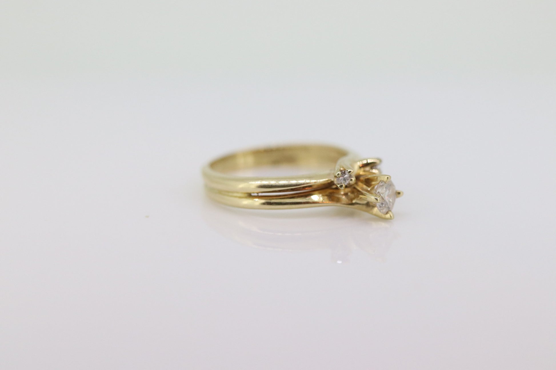 Vintage 10k Yellow Gold Diamond Wedding Ring set. Small diamond flower Bridal Set ring. st(100)