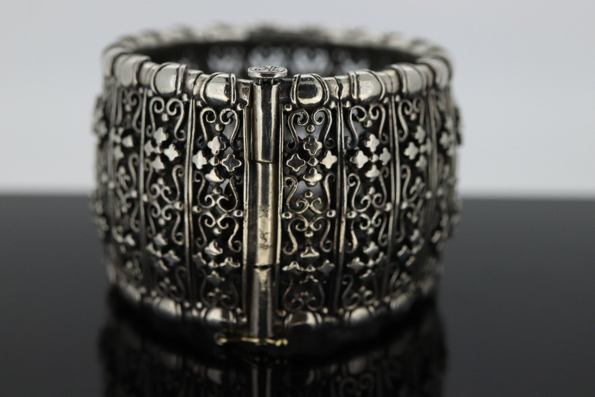 KONSTANTINO Bracelet. Heavy sterling Silver and 18k Bracelet Bangle Cuff HERA Konstantino Collection (st269)