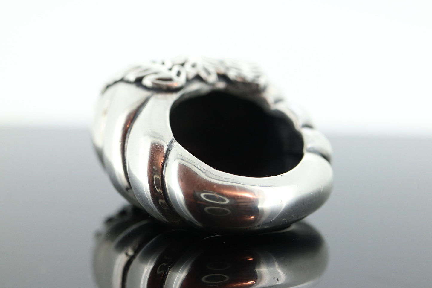 Heavy MODERNIST sterling Silver 925 Signet Rings. FERN leaves High Dome. Potential Dian Malouf DLM Collection (st114)