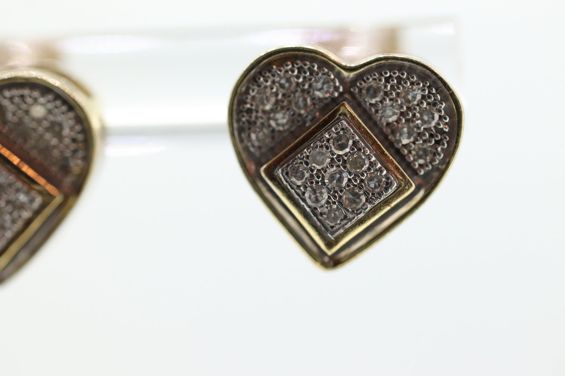 10k Diamond Pave HEART stud earrings. 10k Heart Pave Diamond Jewelry. st(63)