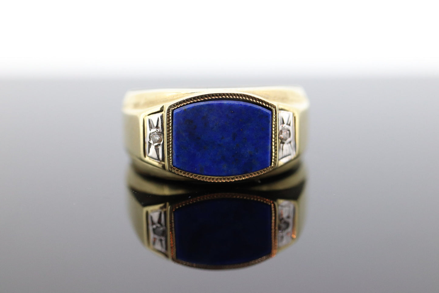 10k Lapis Lazuli and Diamond Ring. Lapis and Diamond signet ring. HOLLAND made Very unique. St(105) Sz8
