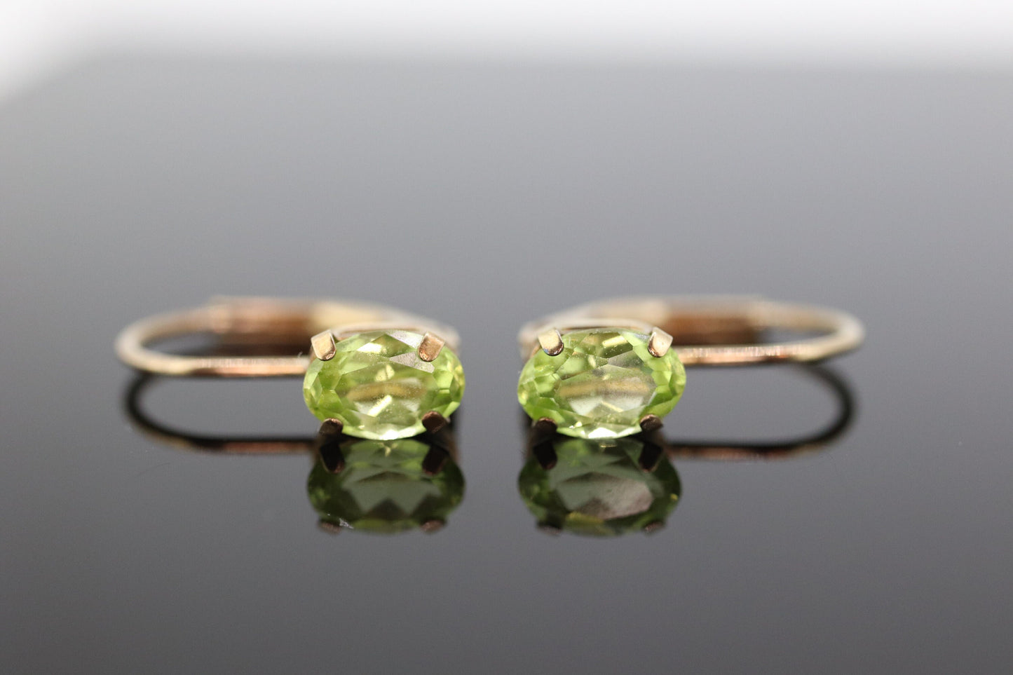 10k Green Peridot oval cut dangle hoop earrings. st (32)