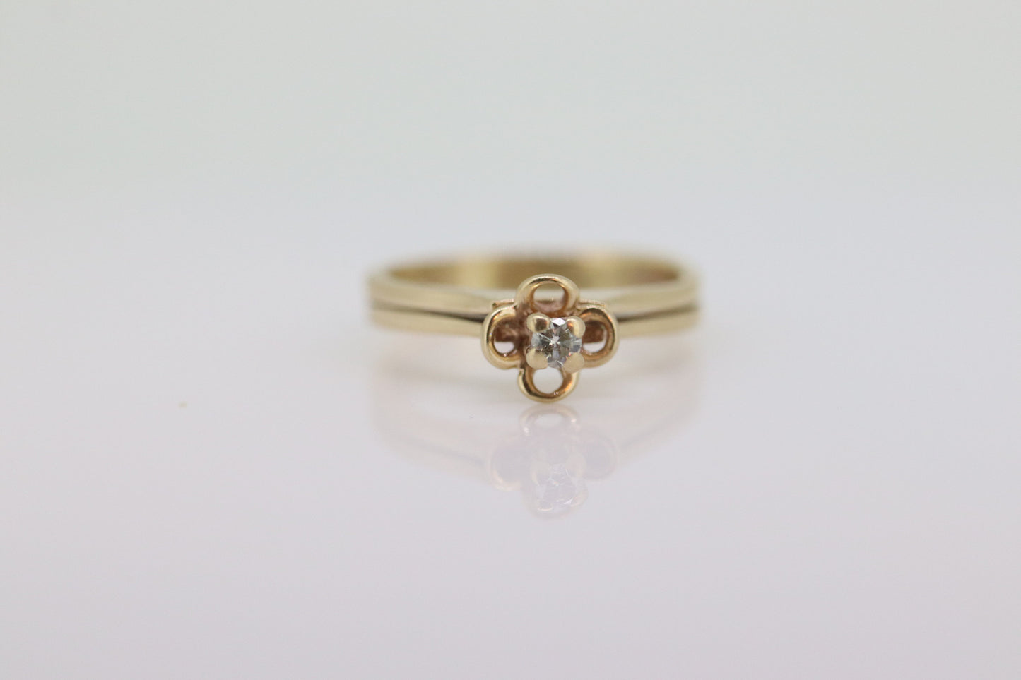 Vintage 10k Yellow Gold Diamond Wedding Ring set. Small diamond flower Bridal Set ring. st(100)