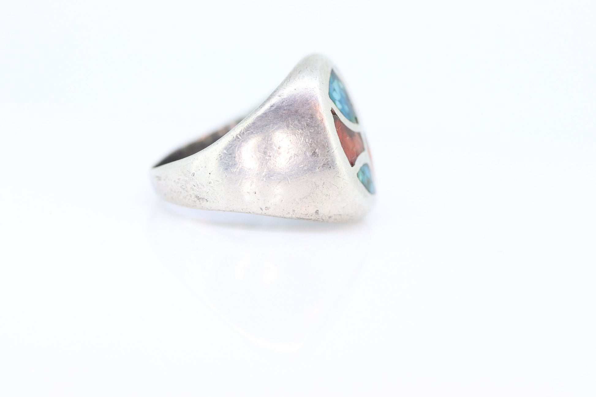 Heavy ZUNI Sterling Silver Signet ring. Navajo Turquoise cluster and Oyster Cluster Ring.  St(14)