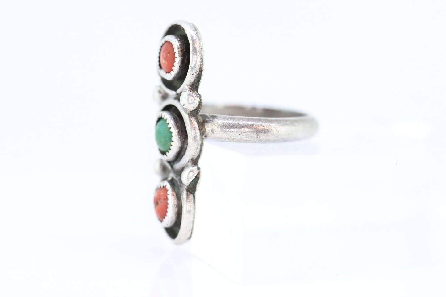 ZUNI Sterling Silver Signet ring. Navajo Green Turquoise Oyster Trio Cluster Ring.  St(14)