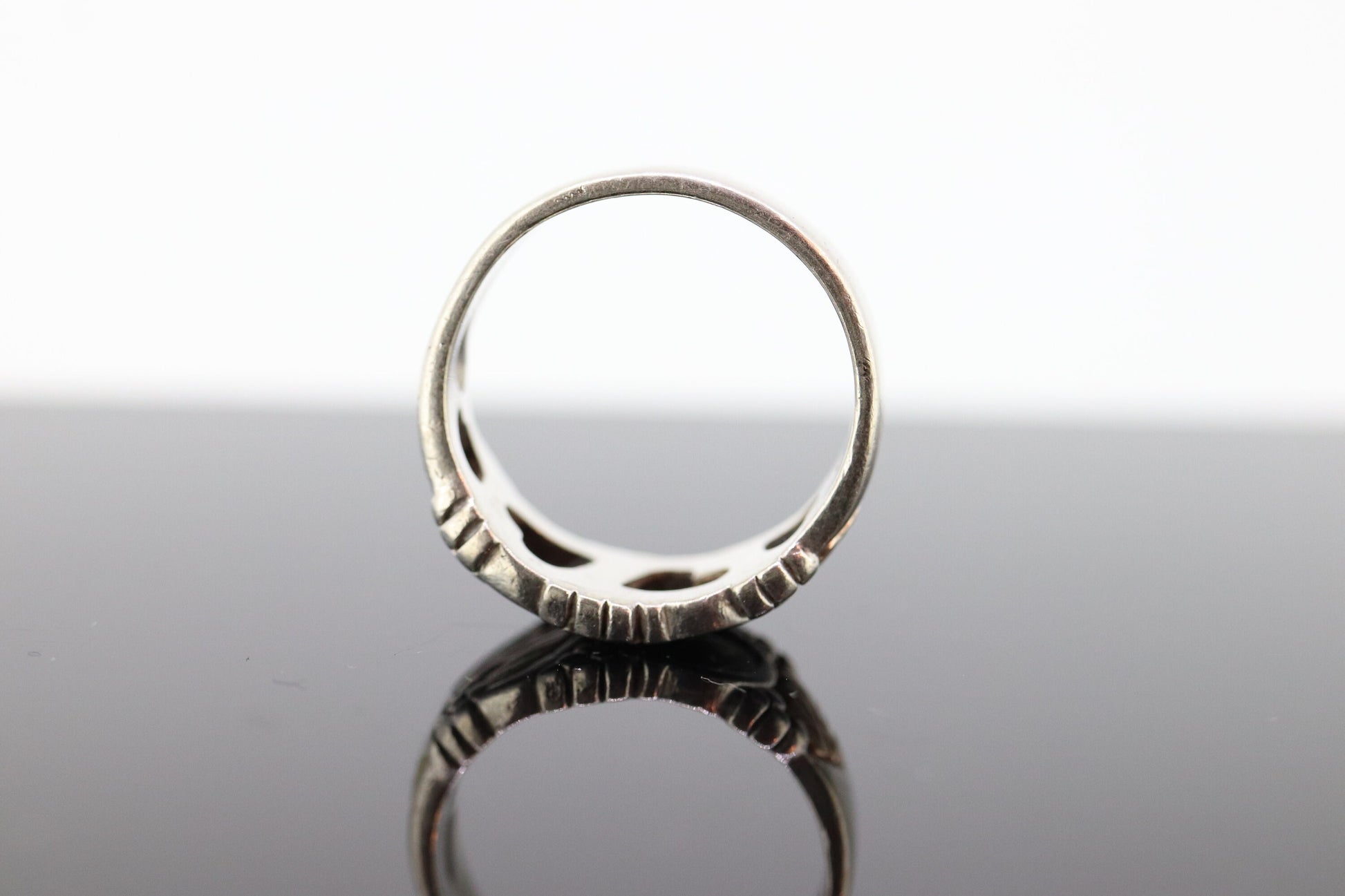 Black Hills Gold Sterling Silver Band. 10k Black Hills Gold Inlays ring. st29