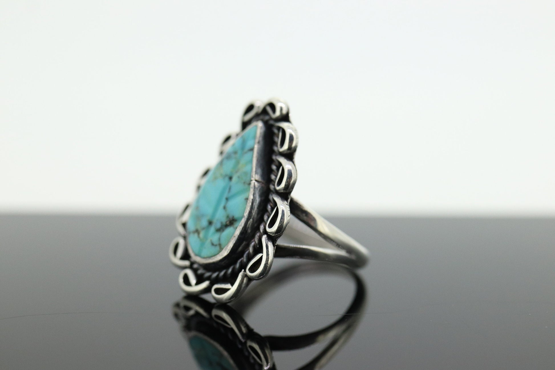 Zuni Navajo Large Sterling Silver Signet ring. LEAF Turquoise Bezel set Ring.  St(20)