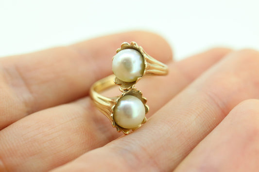 14k Pearl Wrap bypass ring. 14k Yellow gold Pearl FLUTE Funnel ring with AKOYA pearl. Pearl Wrap around Bypass ring. st(86)