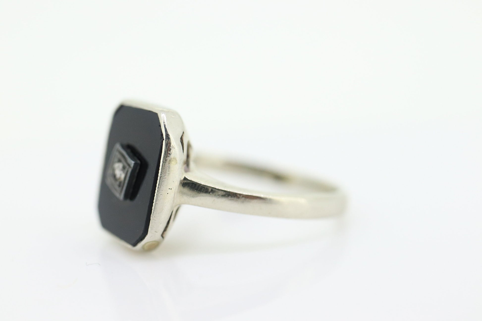 Art Deco Onyx and Diamond Ring. 14k White Gold Rectangle Onyx and Diamond ring. Mourning ring. st(150)