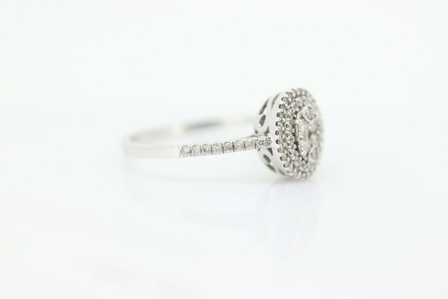 10k Diamond HALO Cluster Elevated Ring. 10k White gold with round diamond Double Halo arrangement. st(92)