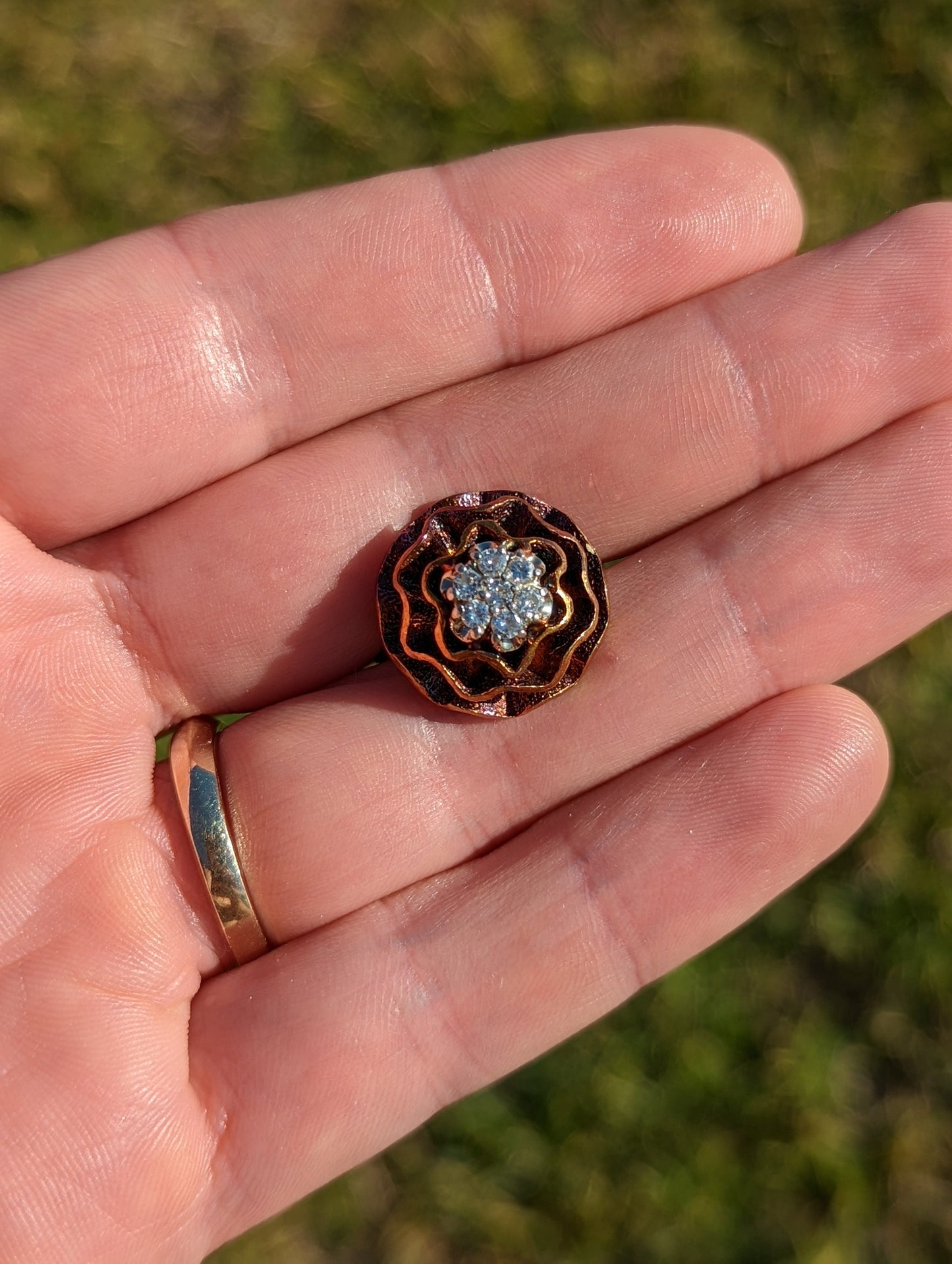 14k Diamond Daisy Flower Petal Ring. Heat bluing 14k Gold Rose Petal with diamonds statement ring. stock(3-56/50)