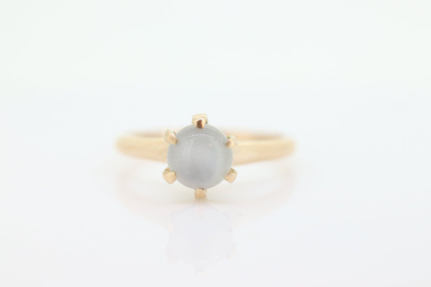 10k Victorian MOONSTONE cabochon Claw set ring. Antique sphere Moonstone ring ring. st(46)