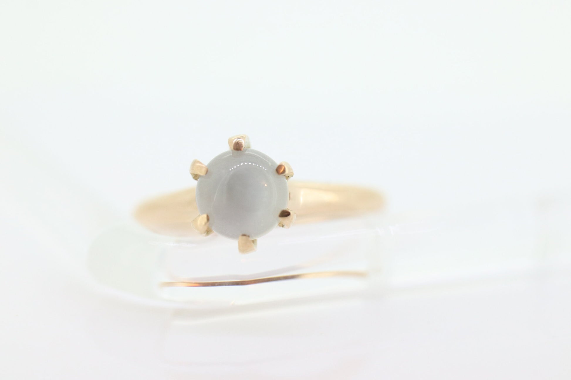 10k Victorian MOONSTONE cabochon Claw set ring. Antique sphere Moonstone ring ring. st(46)