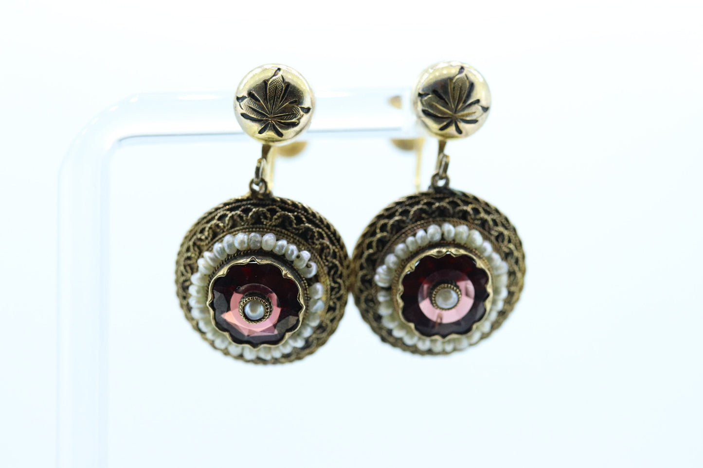 Antique Garnet Pearl seed Earrings. 14k Gold Victorian Etruscan Garnet Dangle Unpierced Screw back st(55)