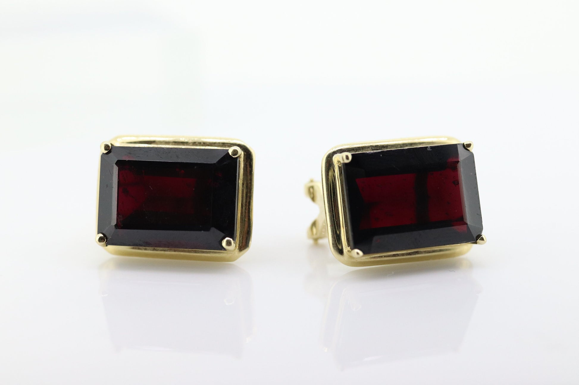 GARNET 14k Gold Stud Earrings. NON Pierced Omega Clip ons Large Garnet studs earrings. (st106)