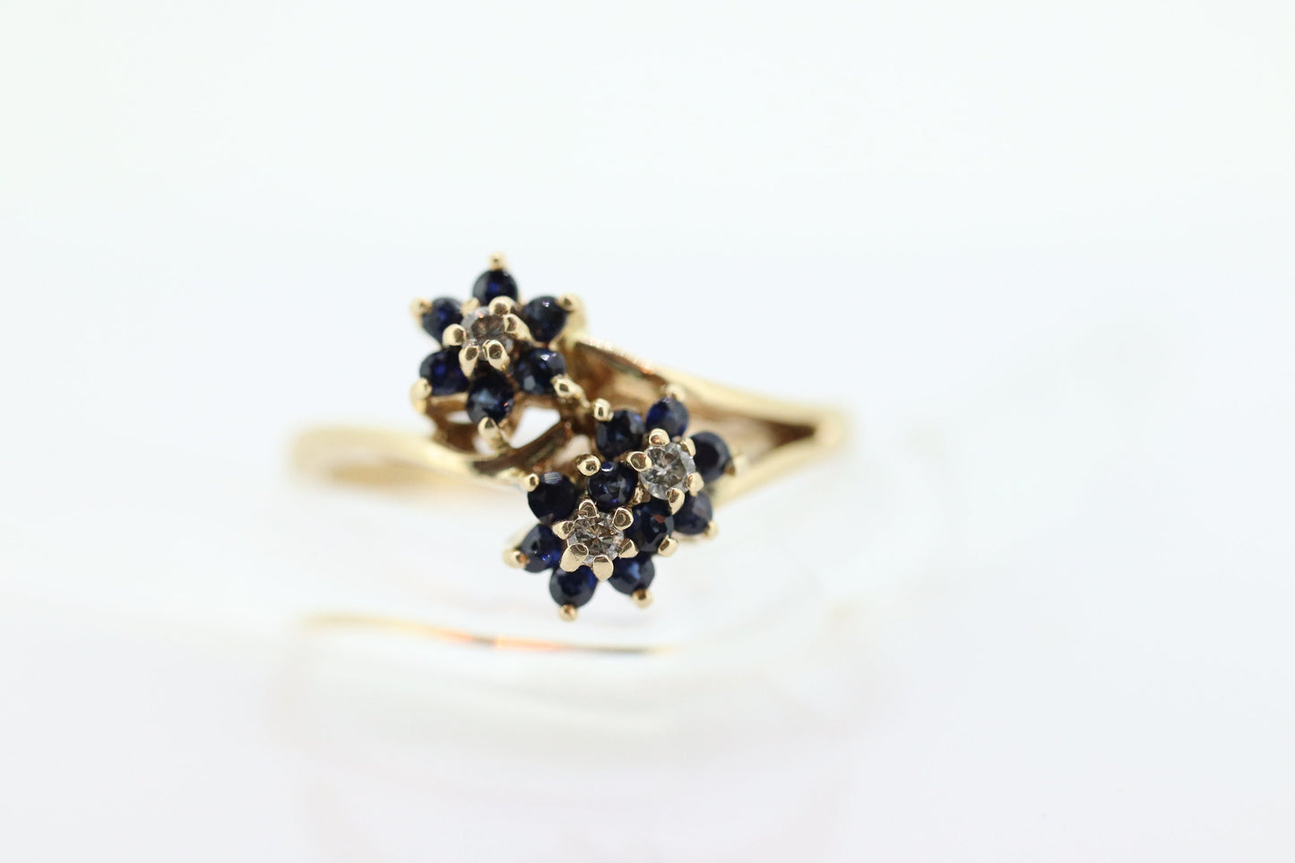 14k Sapphire Diamond Flower Ring.  14k Yellow Gold Sapphire daisy band. Cluster Flower ring. st(69)