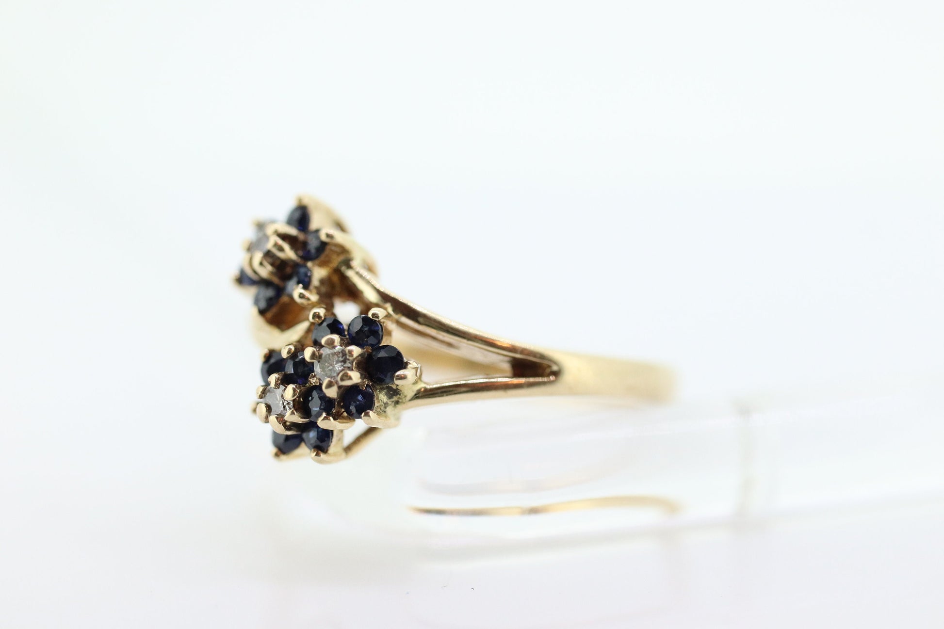 14k Sapphire Diamond Flower Ring.  14k Yellow Gold Sapphire daisy band. Cluster Flower ring. st(69)