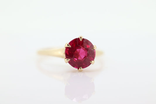 10k Large Ruby Claw set ring. Victorian claw setting 10k ruby solitaire ring. st(40)