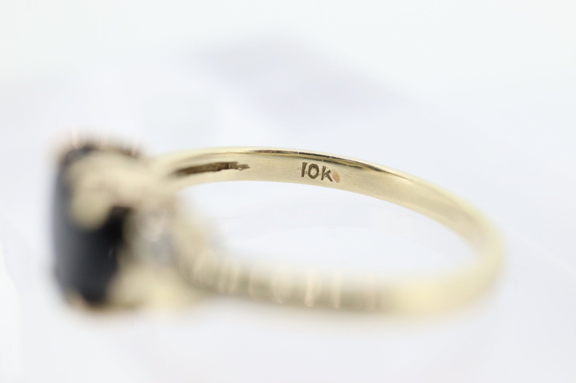 10k ONYX and diamond(CZ) HEART ring. Heart Onyx ring. st(120)