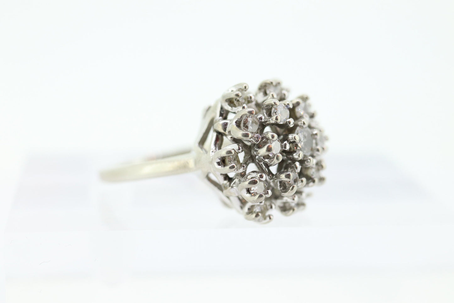 14k Diamond SunBurst STARBURST Round Flower Ring. Round Cluster Diamond cluster cocktail ring. st(222)