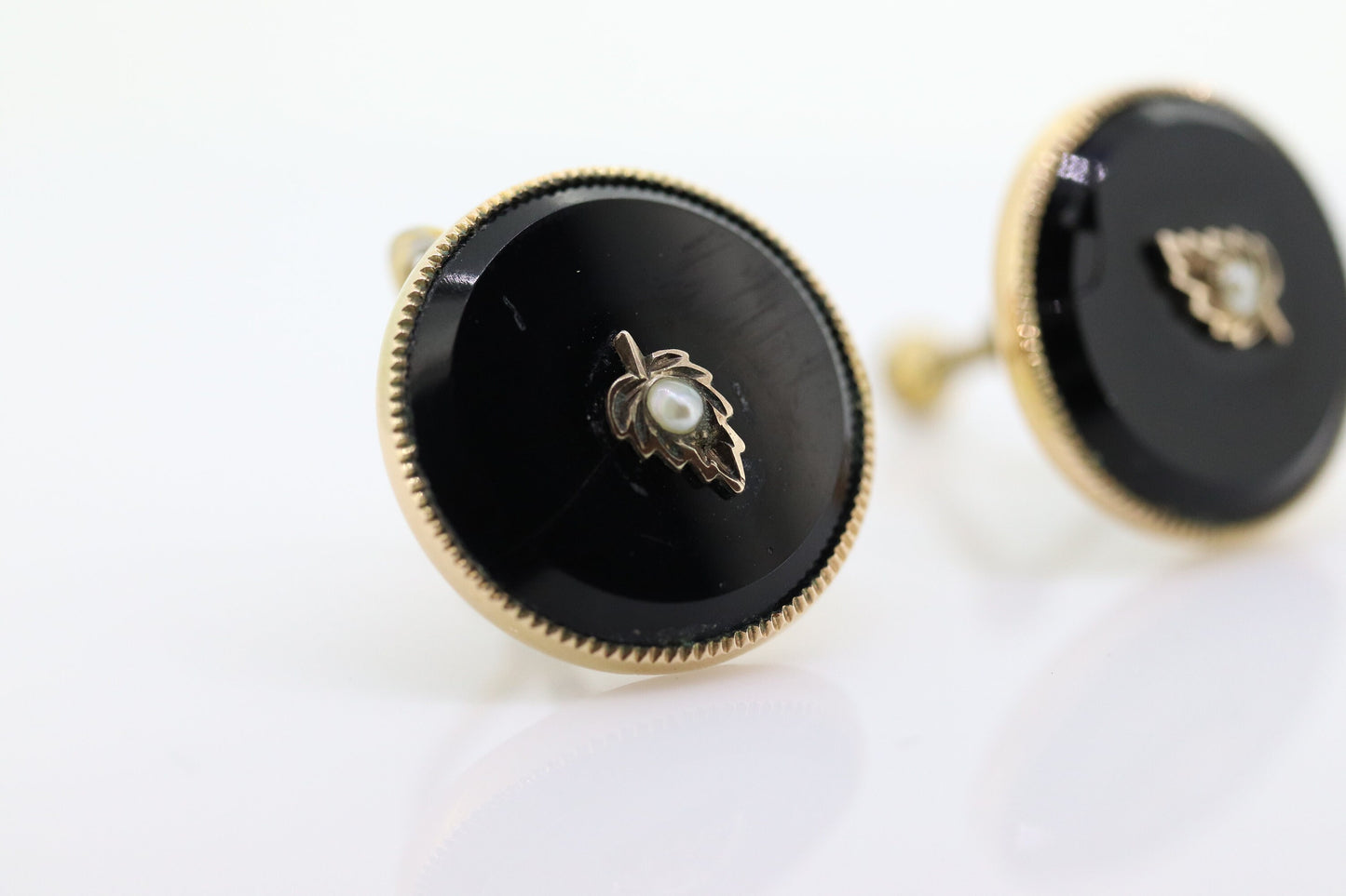 Antique Victorian Onyx and Pearl Seed Earrings. Victorian 1800s Mourning Onyx Non Pierced Screw Back Earrings. st(50)