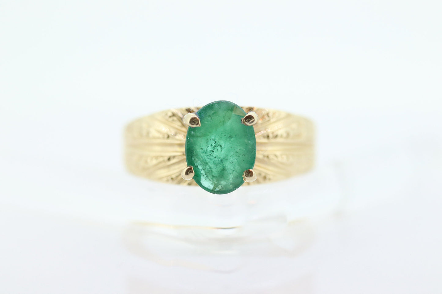 10k Rich green natural 1 carat oval emerald  10k yellow gold vintage solitaire ring Clyde Duneier CID (st78)