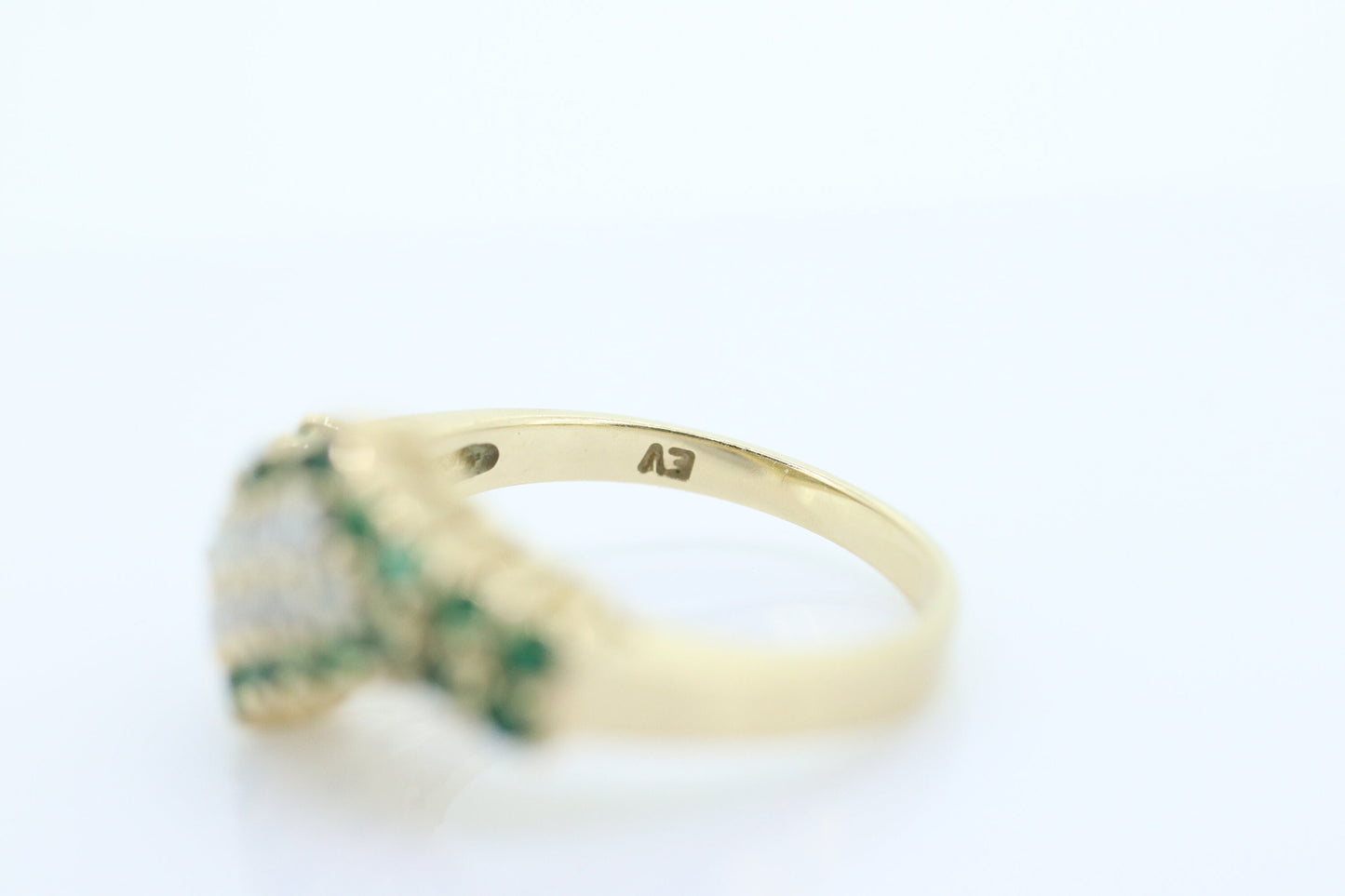 10k Diamond Emerald Pave Encrusted Band. 10k Yellow Gold Diamond Emerald Dome bypass Cluster band. st(110)