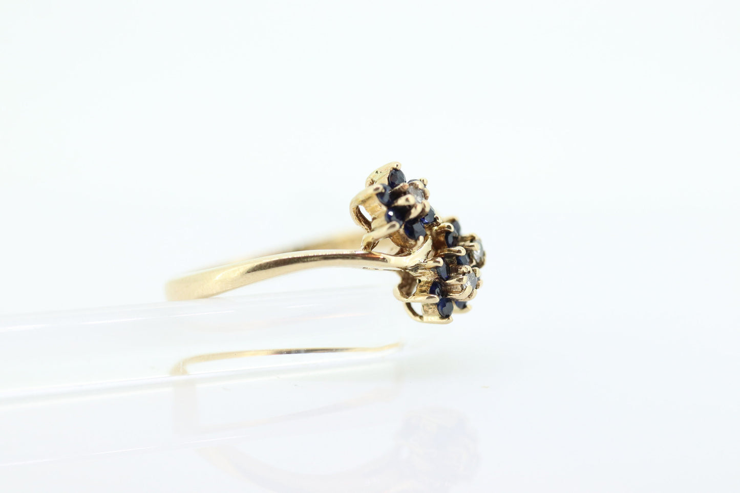 14k Sapphire Diamond Flower Ring.  14k Yellow Gold Sapphire daisy band. Cluster Flower ring. st(69)