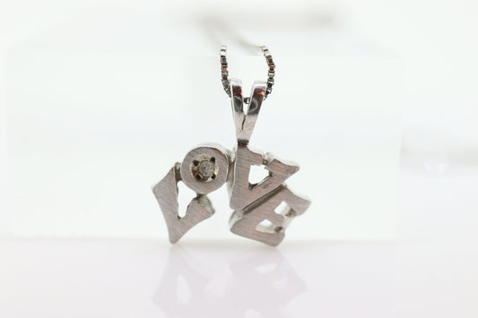 14k LOVE Pendant. 14k White Gold LOVE word with Diamond Pendant necklace. st(86)