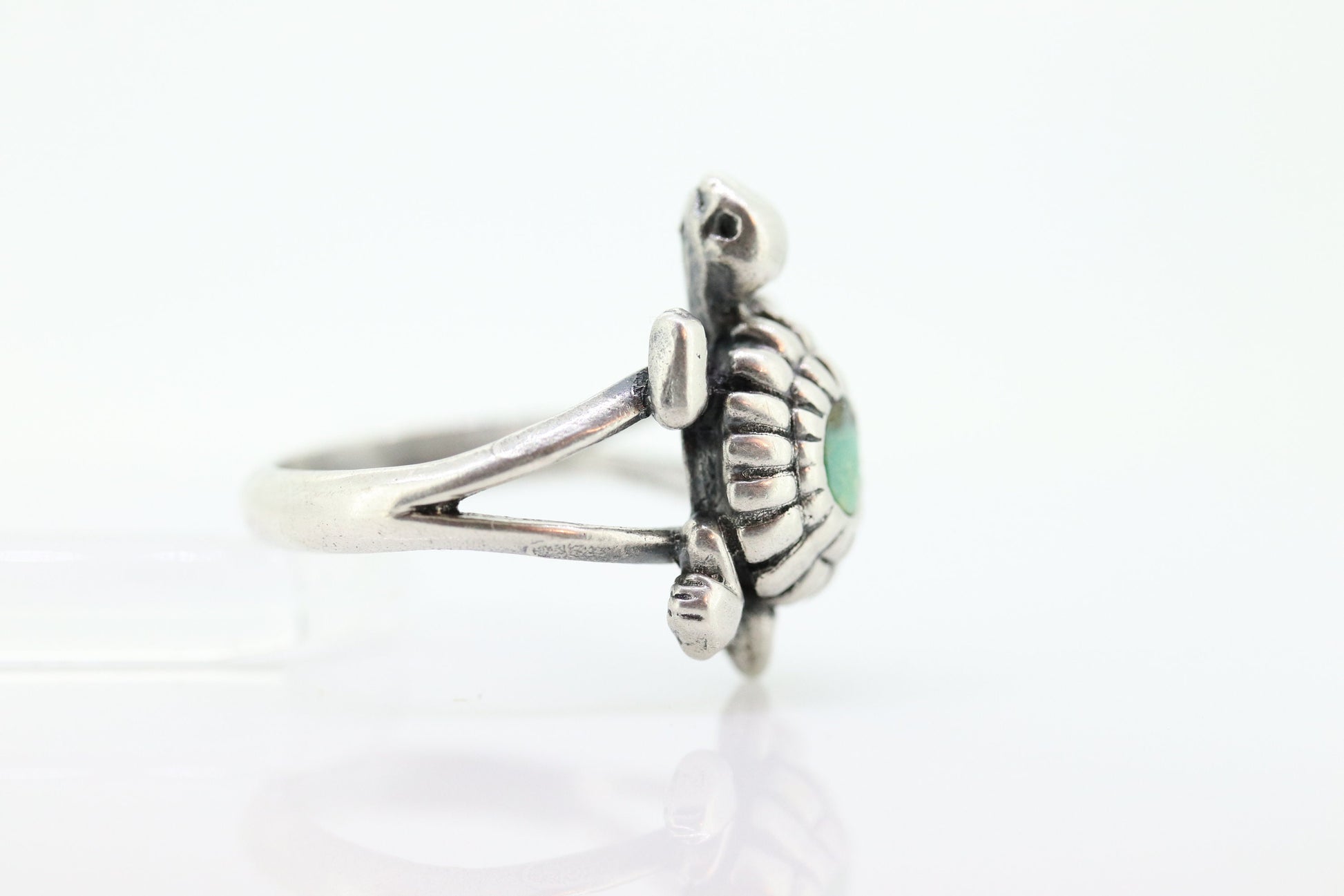 Zuni Navajo Turtle Tortoise Sterling Silver Signet ring. Turtle Turquoise Bezel set Ring.  St(10)