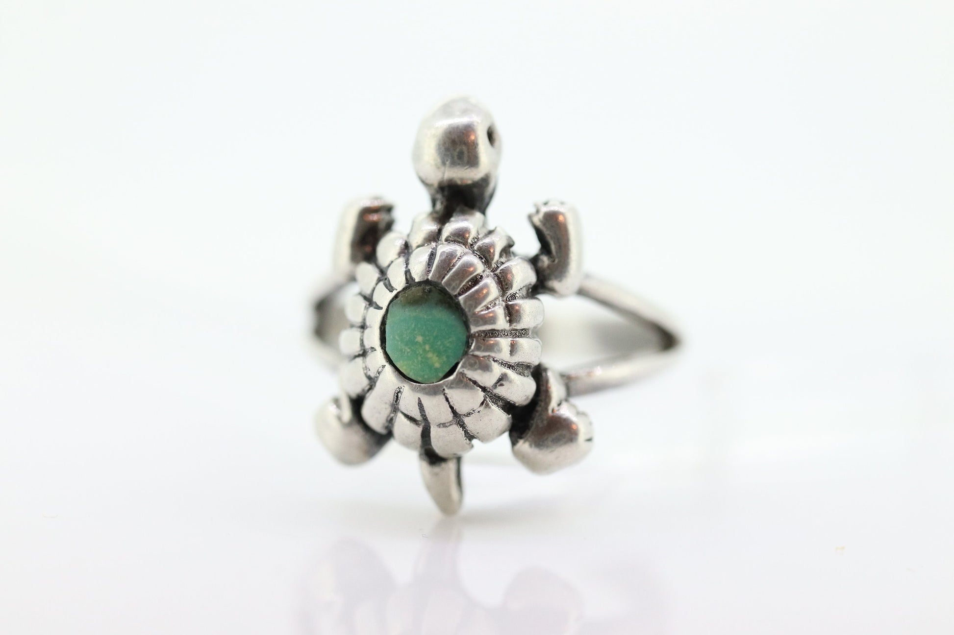 Zuni Navajo Turtle Tortoise Sterling Silver Signet ring. Turtle Turquoise Bezel set Ring.  St(10)