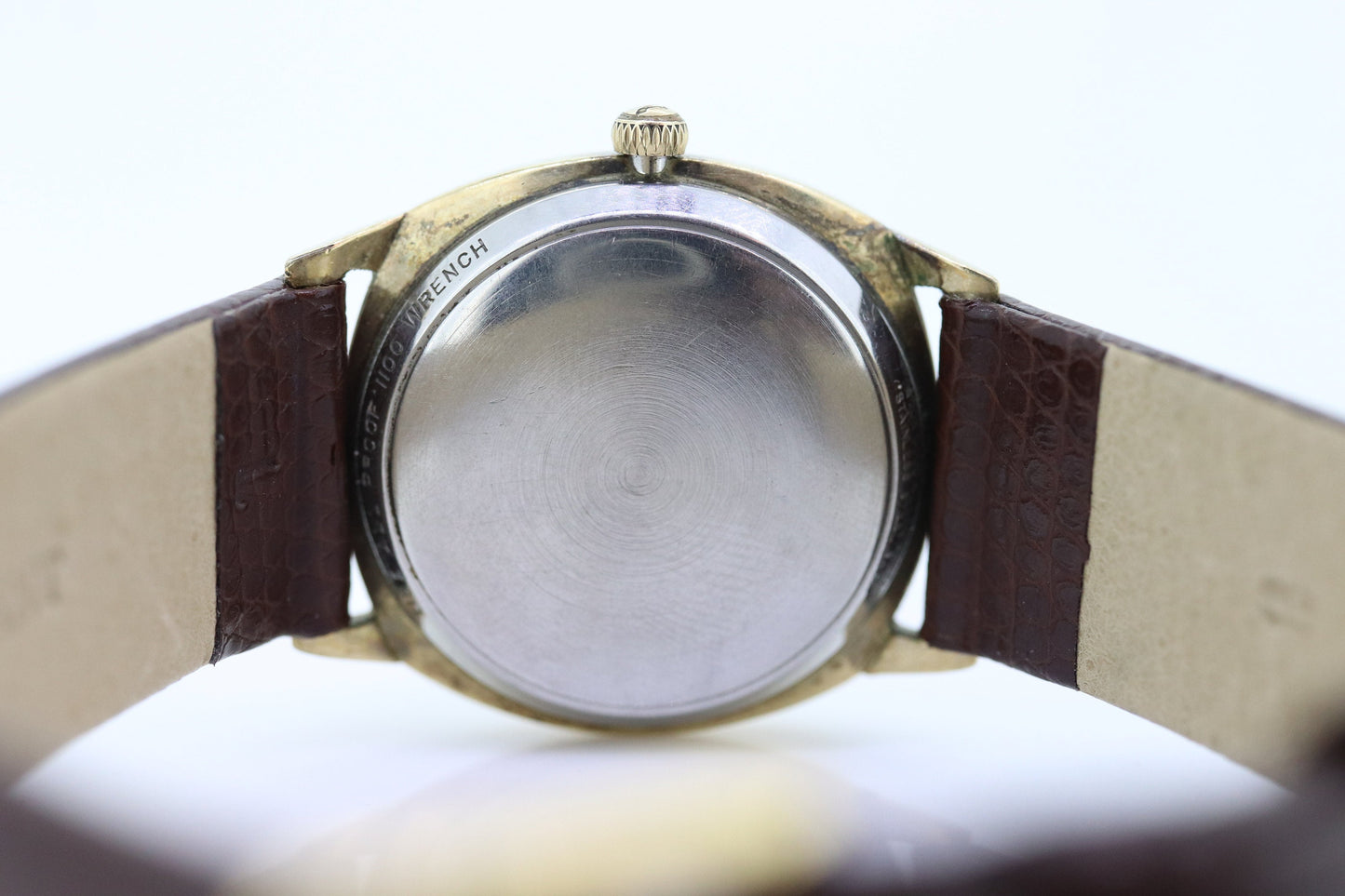 Vintage Wittnauer Mens Wristwatch. 1950s Round Wittnauer 10k Gold Filled Automatic. st(50)