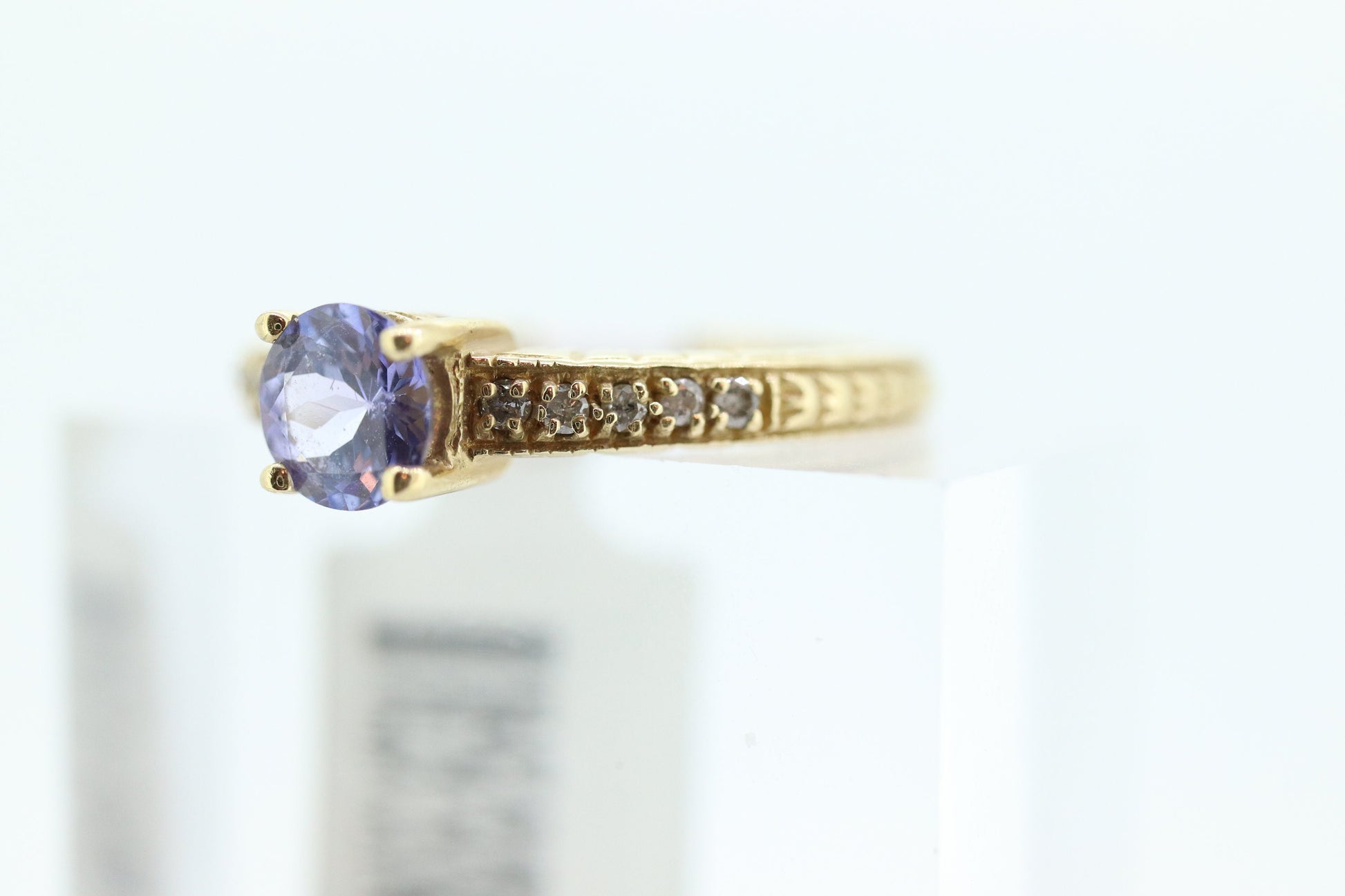 Tanzanite diamond Solitaire ring. 14k Round Tanzanite and Diamond engagement ring. Tanzanite Purple Tanzanite ring st(85/50)