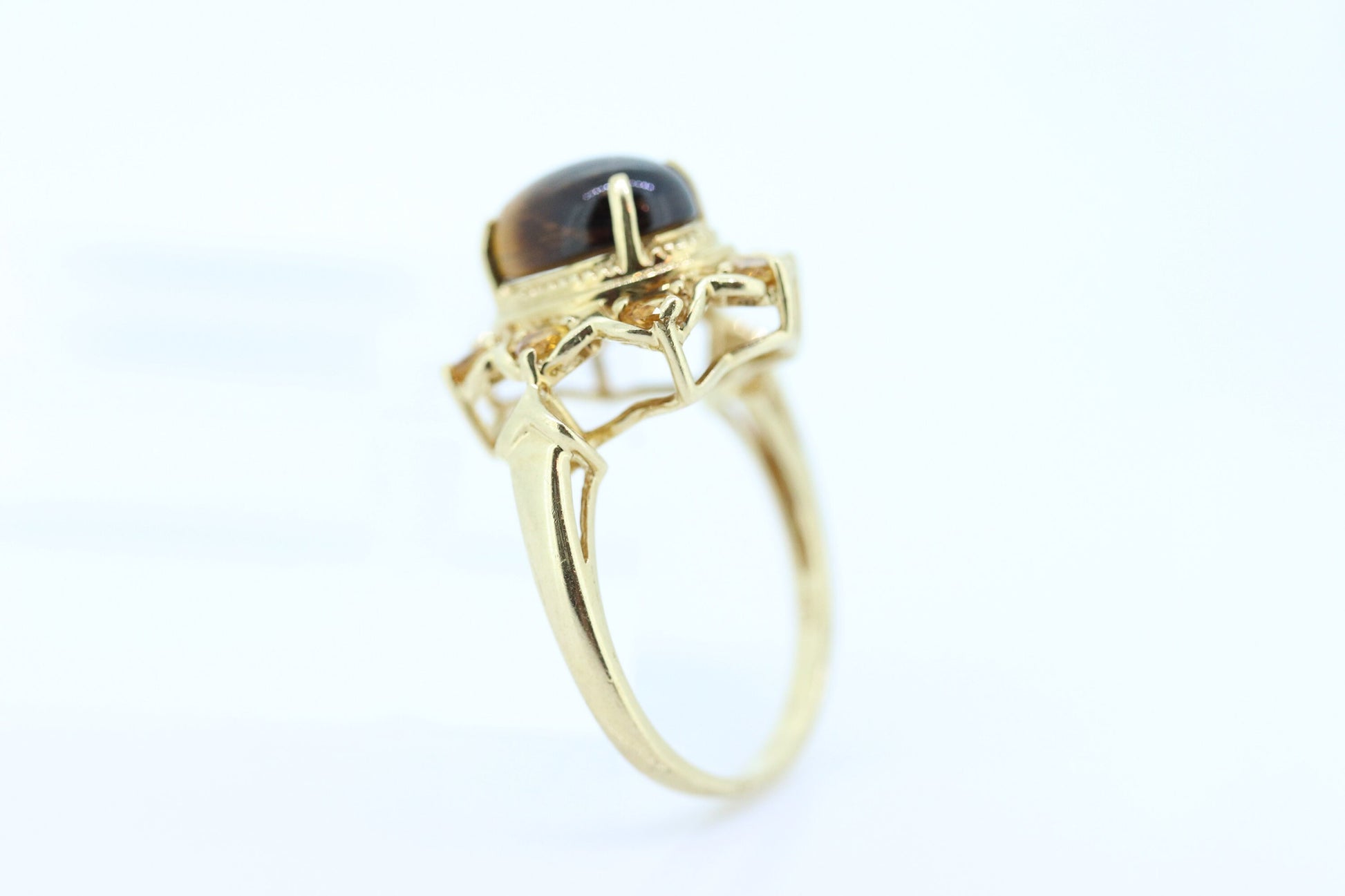 10k Tiger Eye Oval Cabochon ring. Tiger's Eye and Citrine Halo ring. St (88/11)