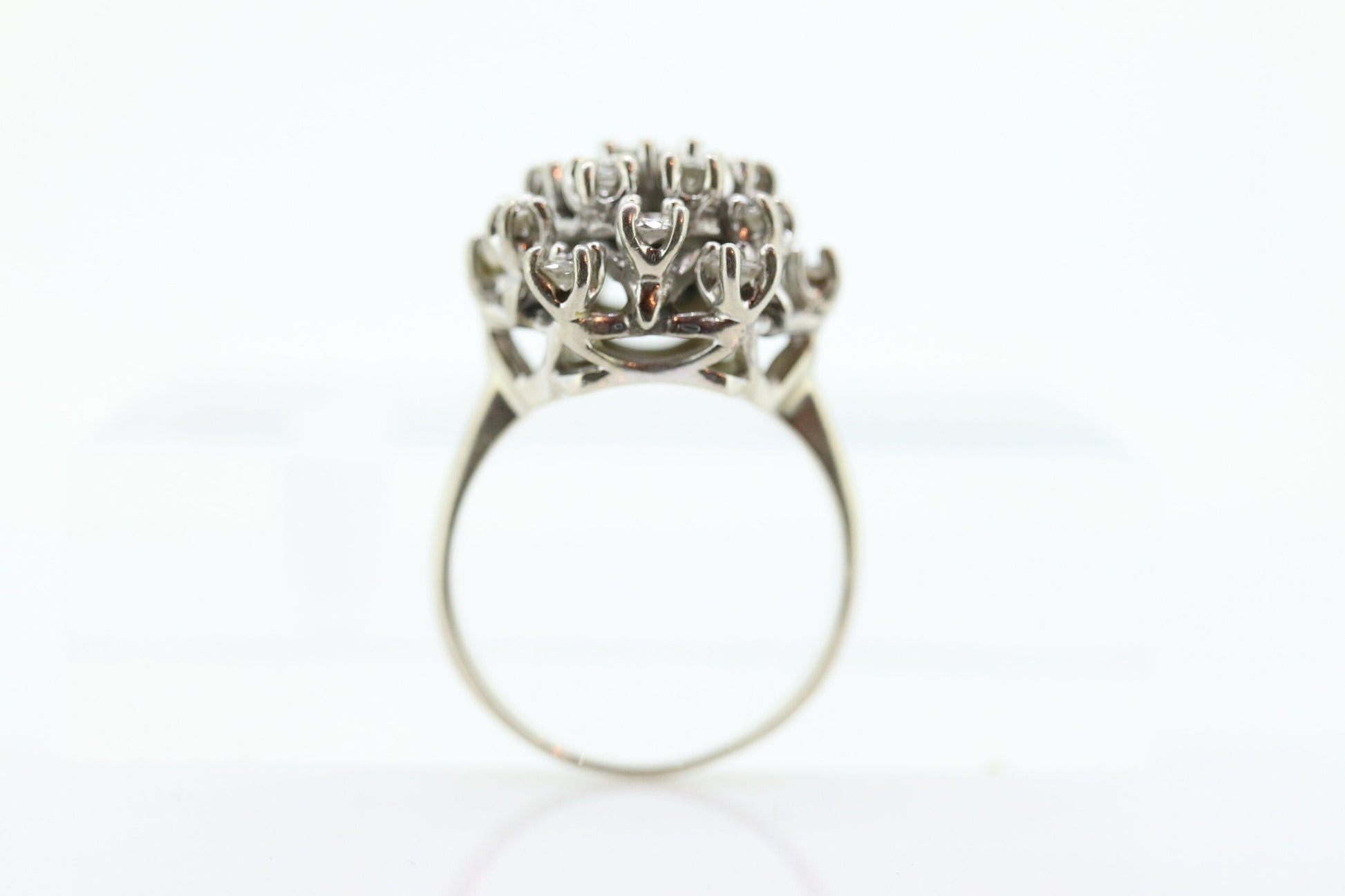 14k Diamond SunBurst STARBURST Round Flower Ring. Round Cluster Diamond cluster cocktail ring. st(222)