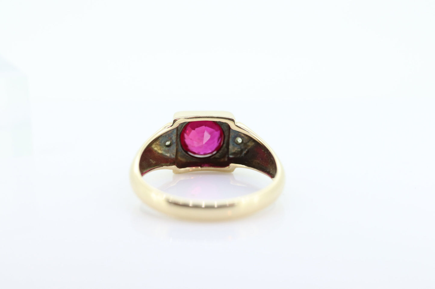 10k Large Ruby and Diamond ring. Mens or Womens Heavy Ruby signet ring. sz 11.