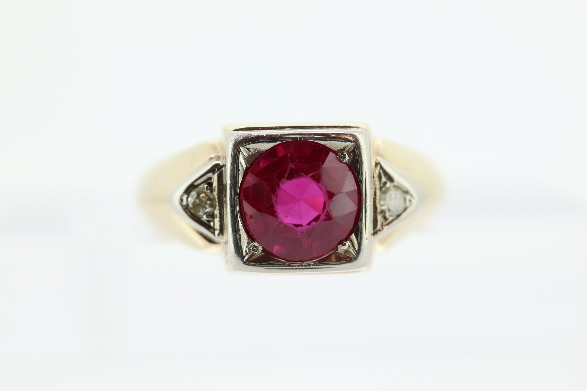 10k Large Ruby and Diamond ring. Mens or Womens Heavy Ruby signet ring. sz 11.