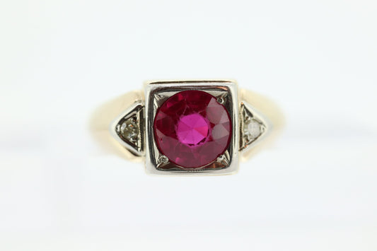 10k Large Ruby and Diamond ring. Mens or Womens Heavy Ruby signet ring. sz 11.