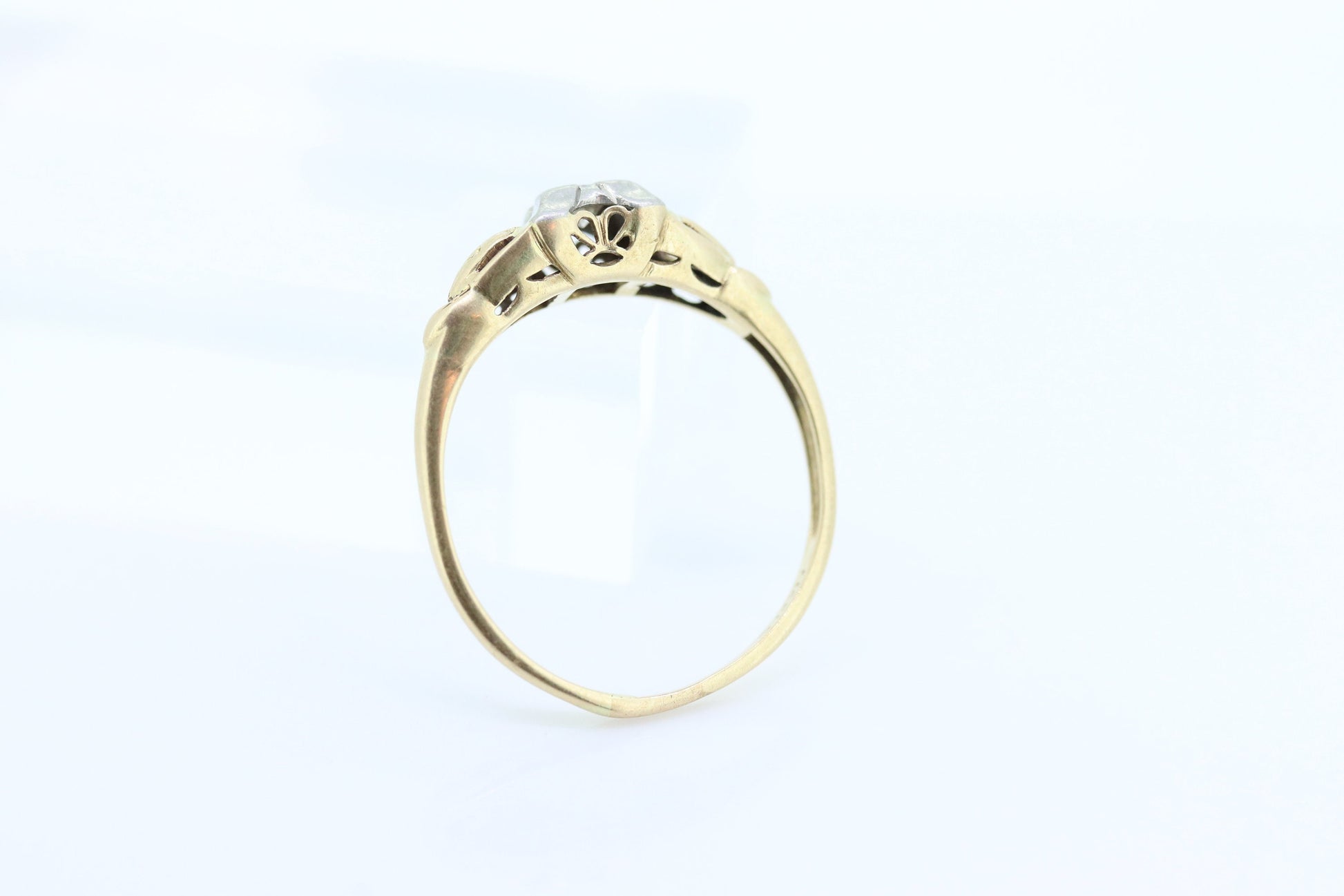 14k Art Deco Diamond ring. 14k White Yellow Gold Square cathedral Ring. Engraved Flower Blossom ring. st(84)