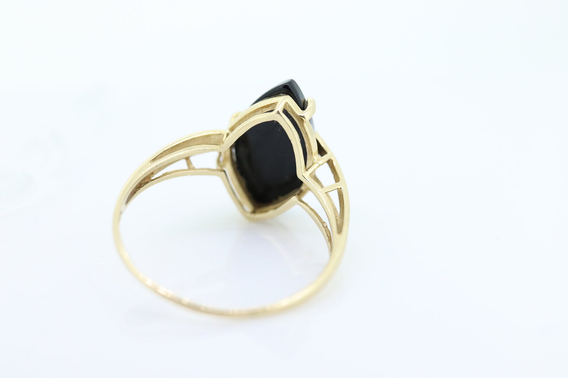 14k ONYX and diamond ring. Marquise Navette Onyx Prong set victorian mourning ring. st(136)