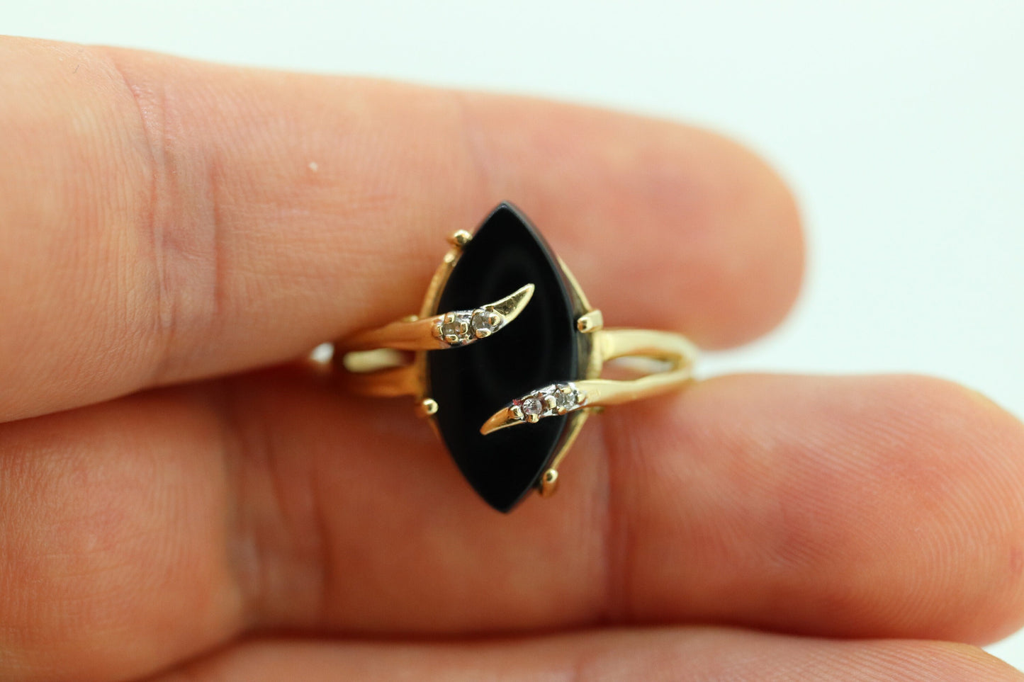 14k ONYX and diamond ring. Marquise Navette Onyx Prong set victorian mourning ring. st(136)