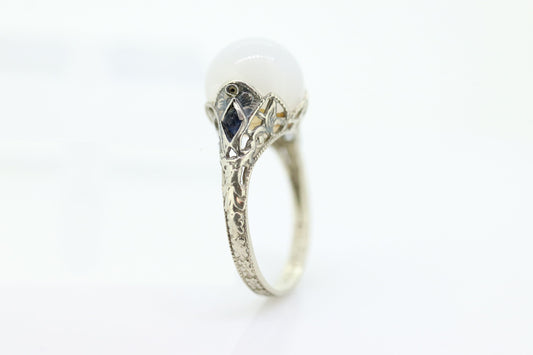 14k DELTAH MOONSTONE and Sapphire ring. White Gold Engraved with Sapphire and White Moonstone ORB sphere cabochon ring. st(30)