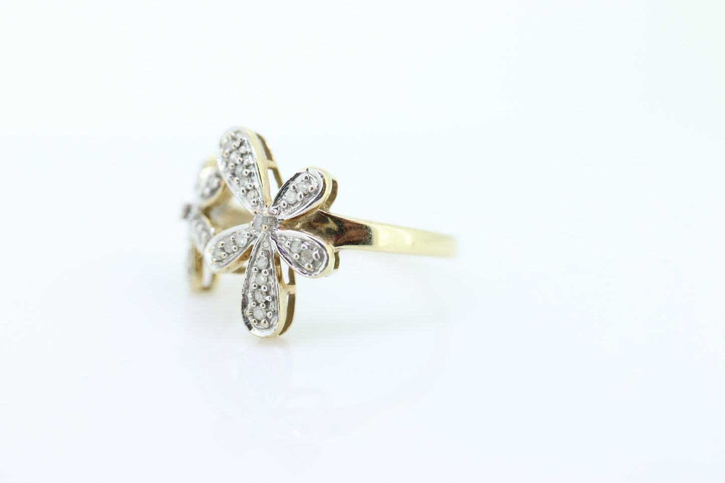 10k Flower Blossom Diamond Set Cocktail ring. Daisy Ring 10k Gold. Flower Ring. Daisy ring. st(51/74)