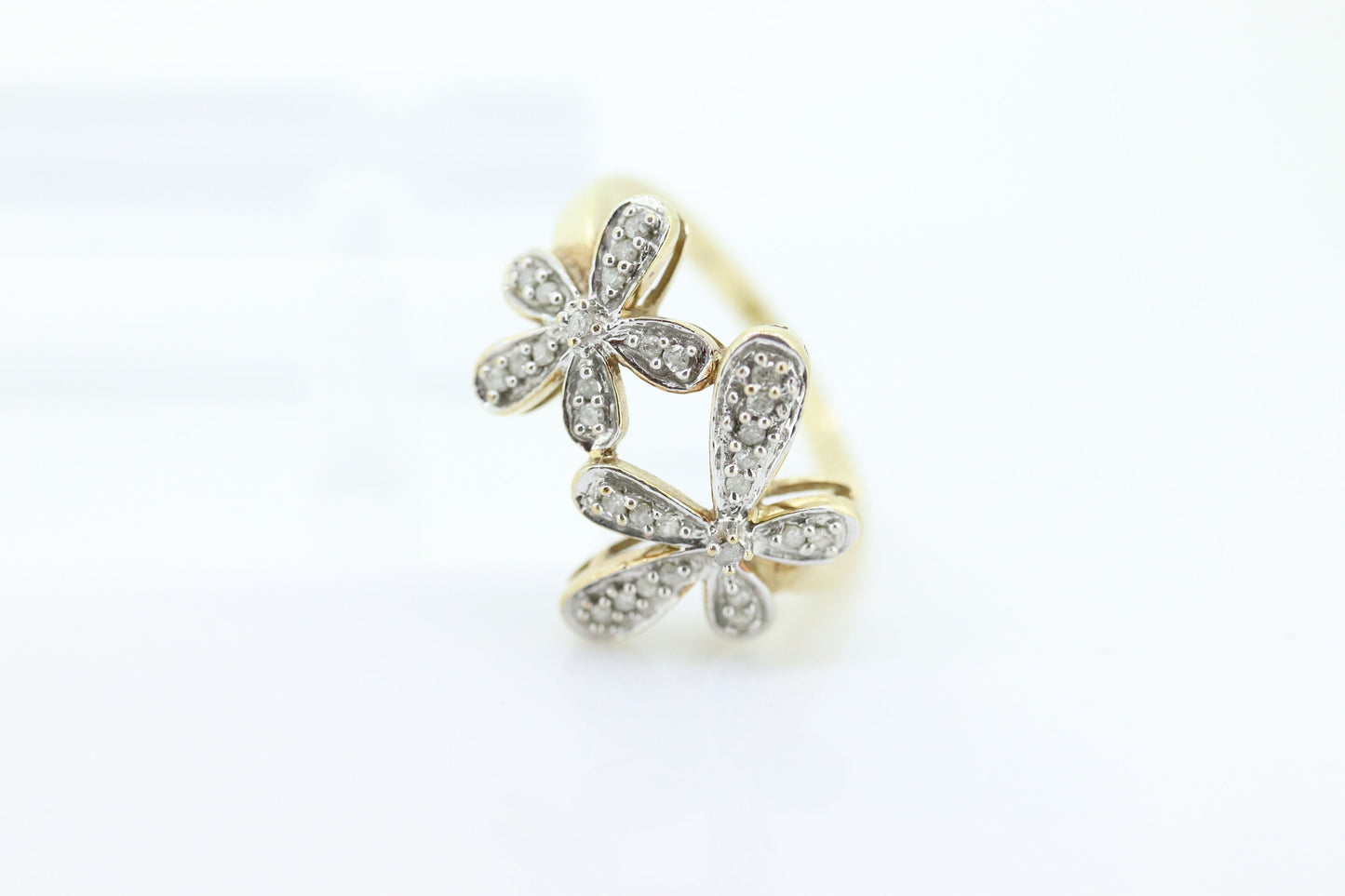 10k Flower Blossom Diamond Set Cocktail ring. Daisy Ring 10k Gold. Flower Ring. Daisy ring. st(51/74)