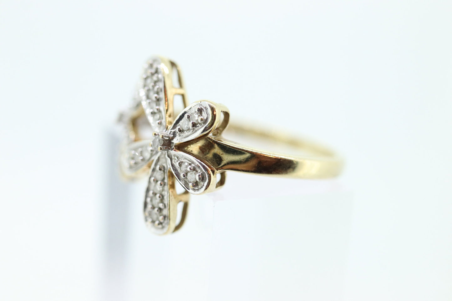 10k Flower Blossom Diamond Set Cocktail ring. Daisy Ring 10k Gold. Flower Ring. Daisy ring. st(51/74)