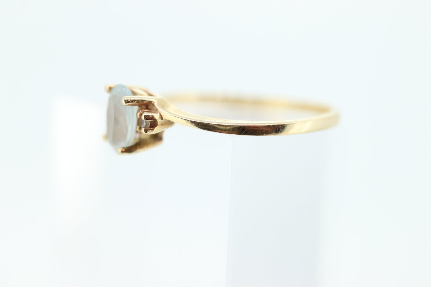 10k Aquamarine ring. Dainty Aquamarine solitaire ring. Aquamarine gem. Light Aquamarine 10k yellow gold st(40)